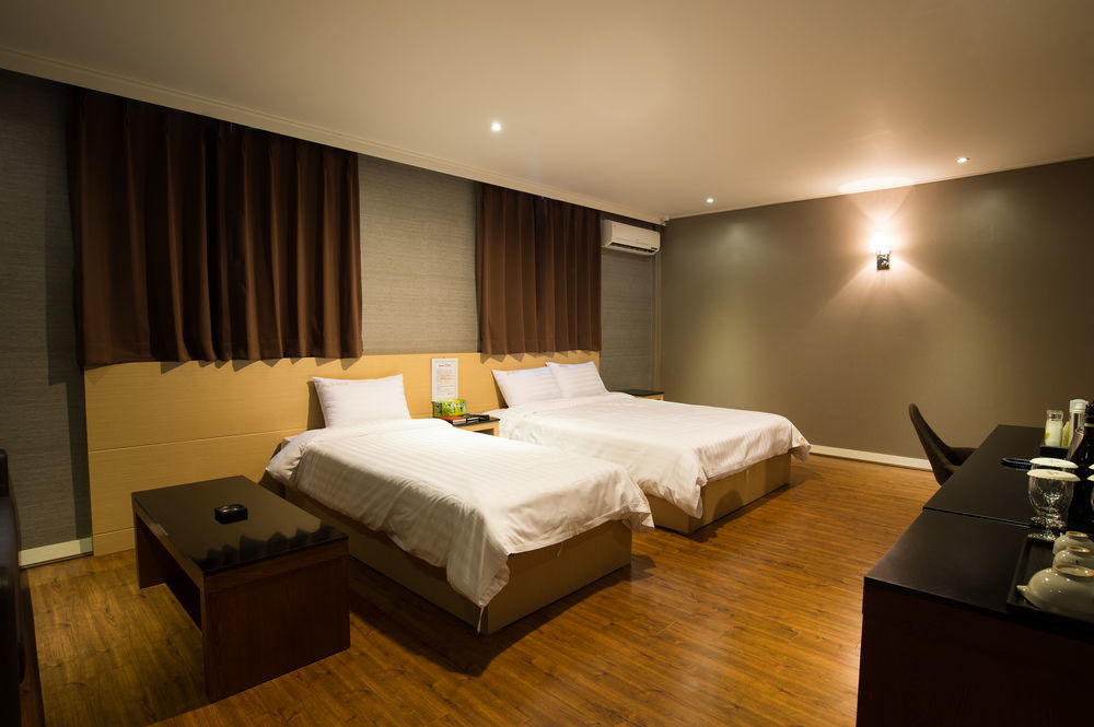 Pungnam Tourist Hotel Jeonju Exterior photo