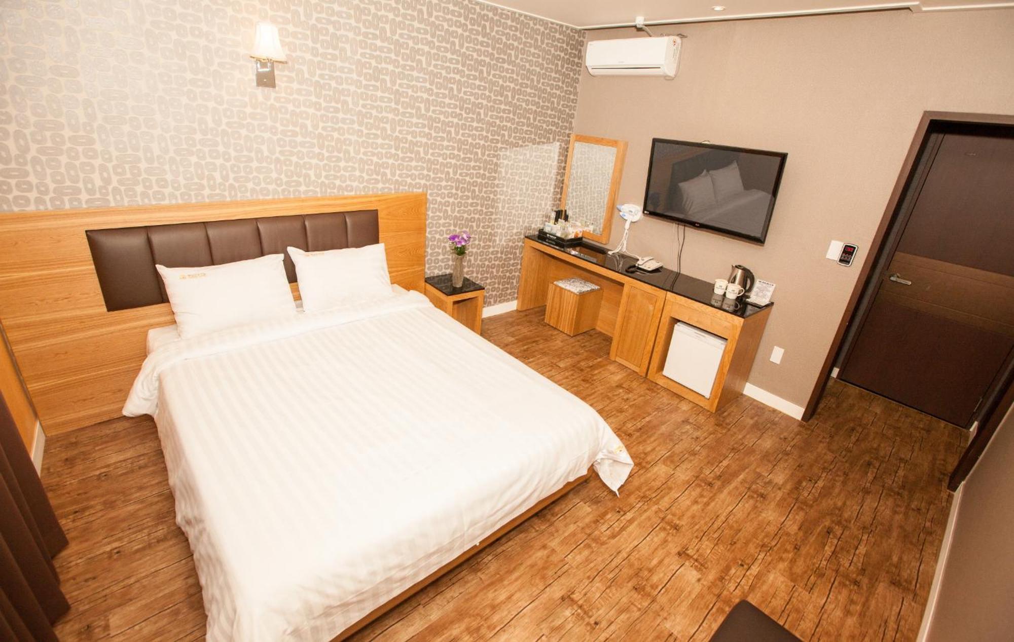 Pungnam Tourist Hotel Jeonju Exterior photo